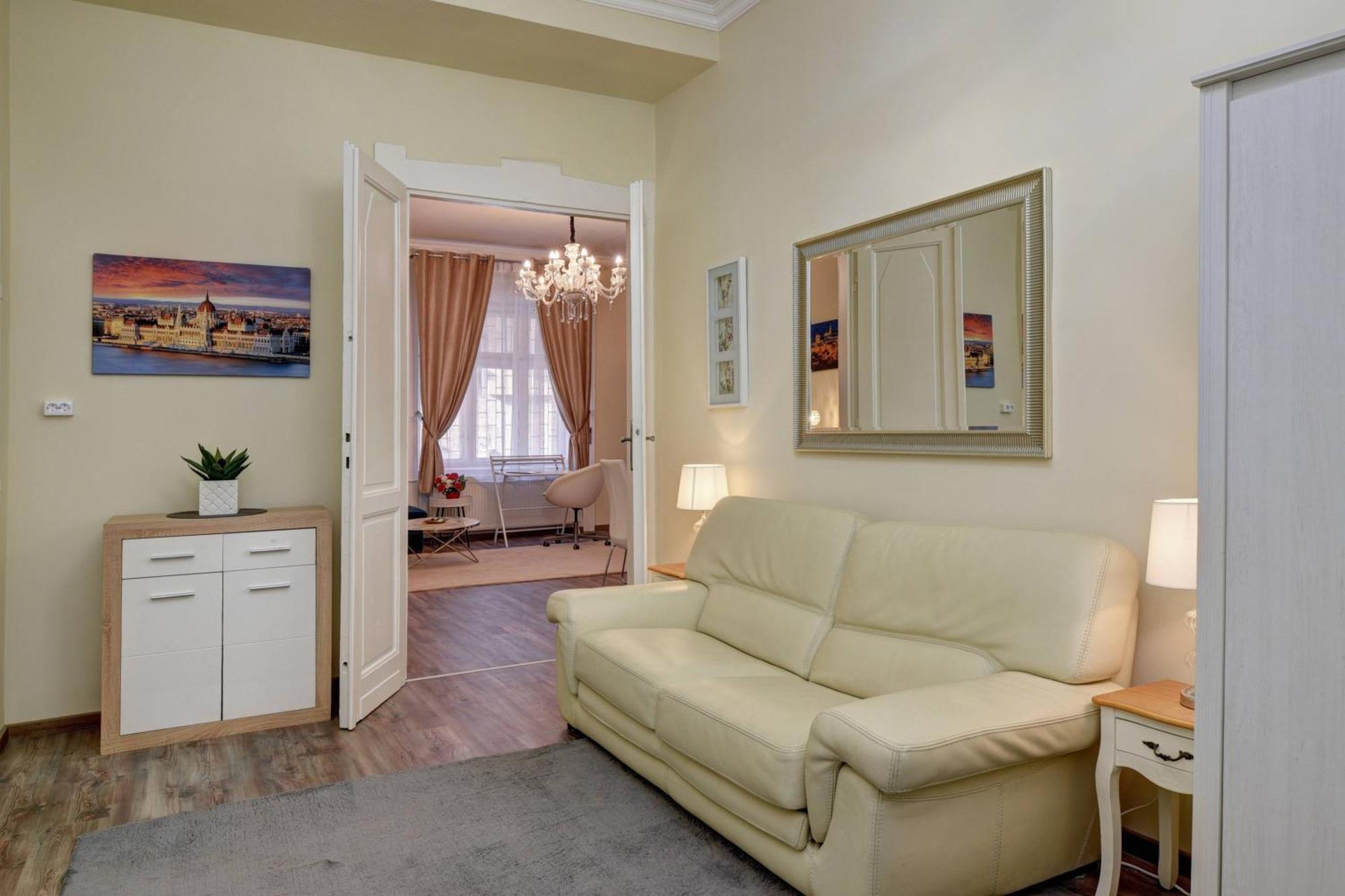 Buda Center Apartment 부다페스트 외부 사진